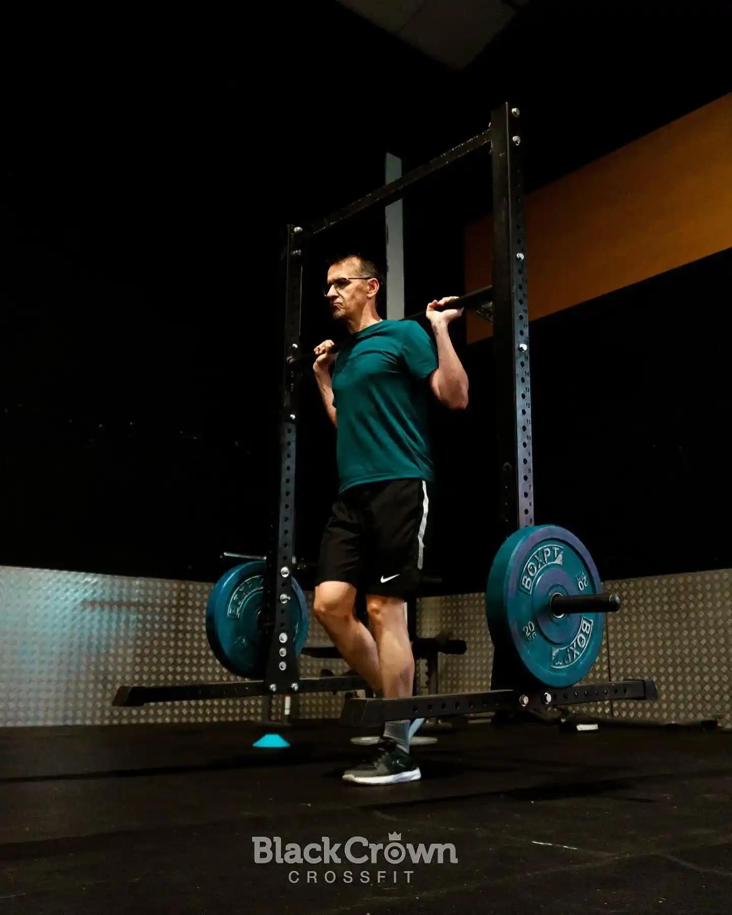 Entrenamiento de fuerza Strong en Dark CrossFit Club Rivas